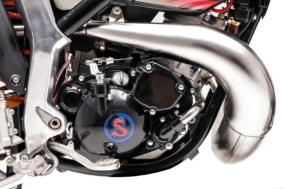 SJ SJ250 Engine component