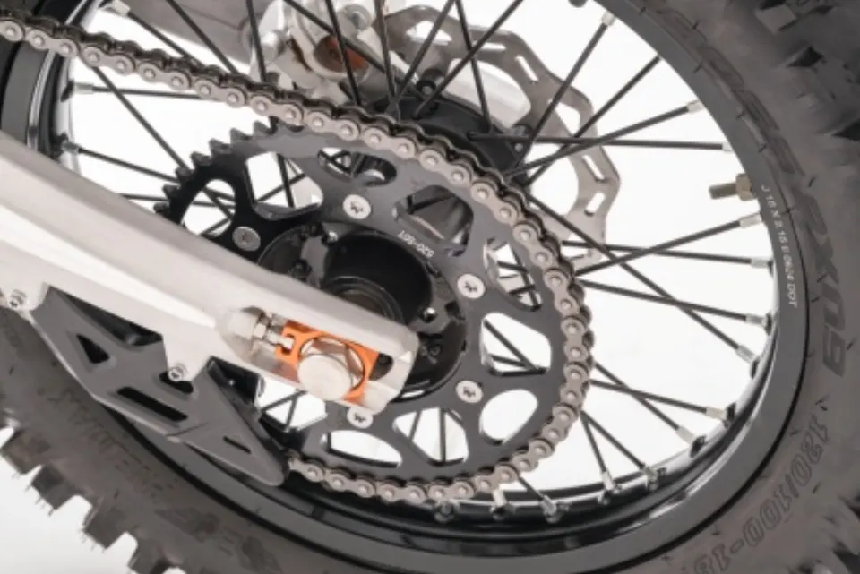 SJ Rear Wheel Assembly component