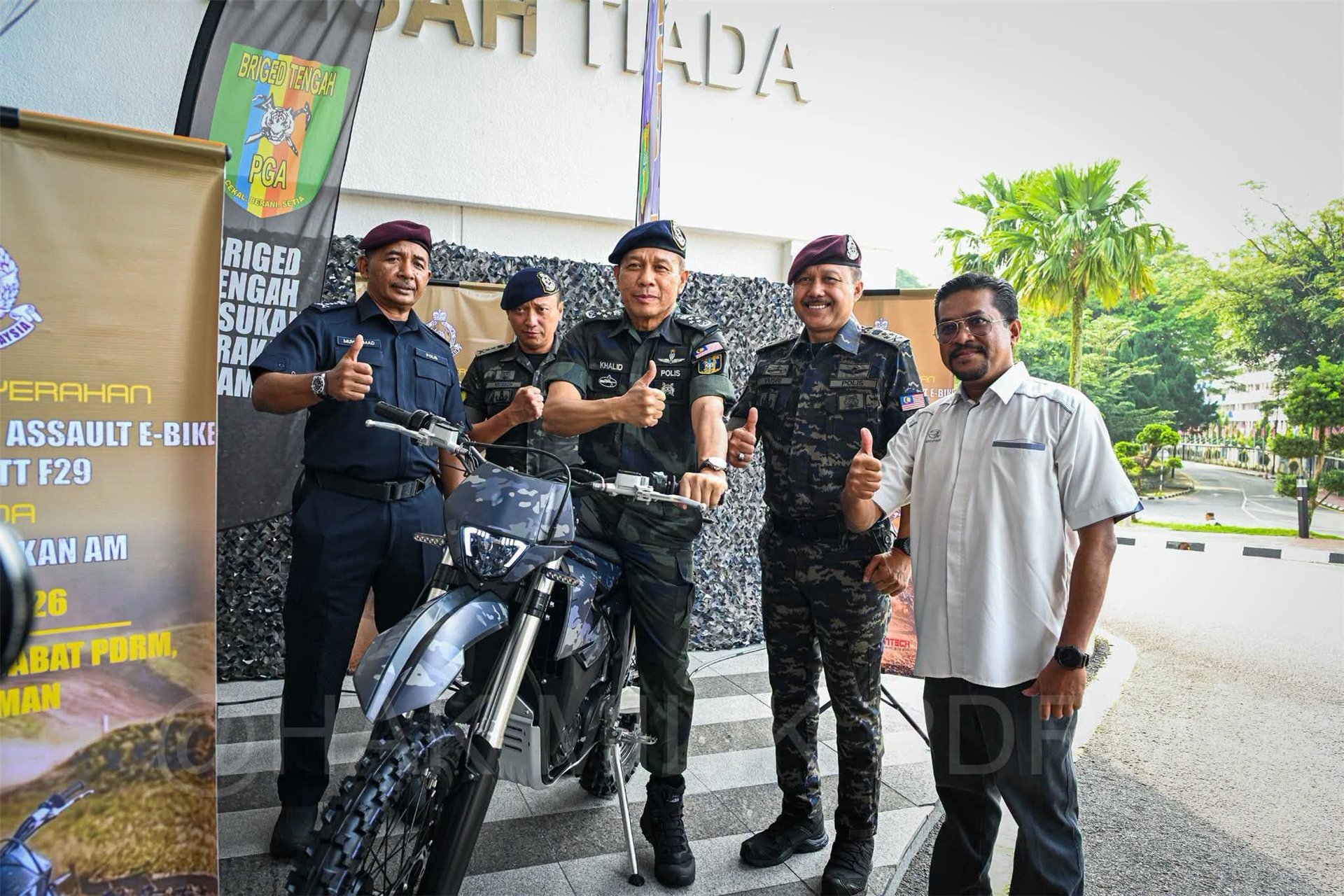 JEBATT F29 electric motorcycles handed over to the Royal Malaysia Police General Operations Force